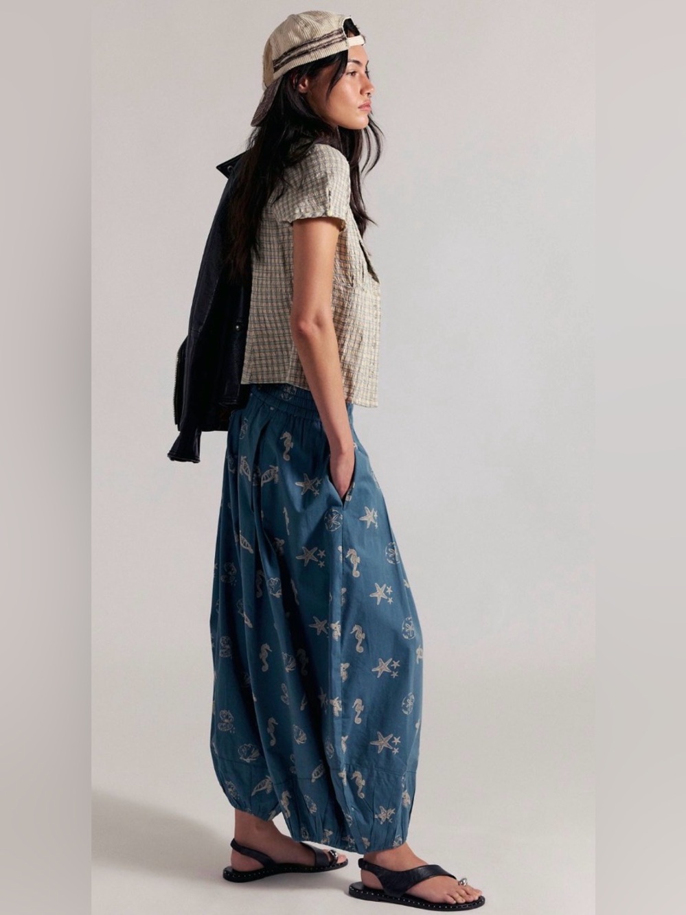 Moonflower printed pull-on balloon Pants NWOT under the sea - Picture 6 of 8